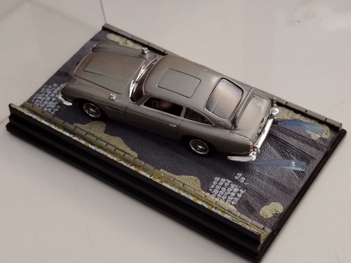 Ixo james bond 007 aston - ixo, 1/43