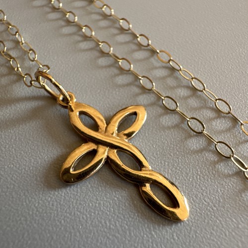 Collana con ciondolo - , croce