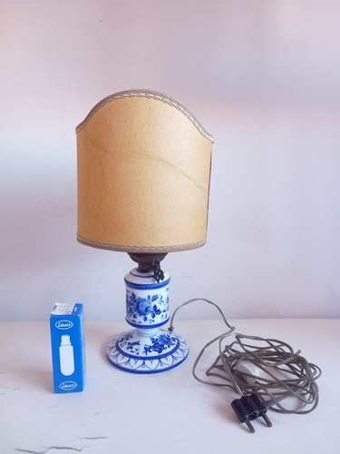 Vecchia lampada tavolo - lampada,