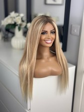 Parrucca capelli lunghi