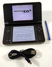 Console Nintendo DSi XL Chocolat Ecrans Tres Bon Etat avec Chargeur USB Stylet