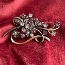 Spilla vintage con strass