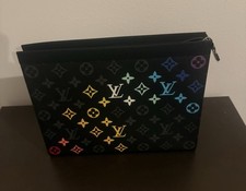 Pochette Louis Vuitton
