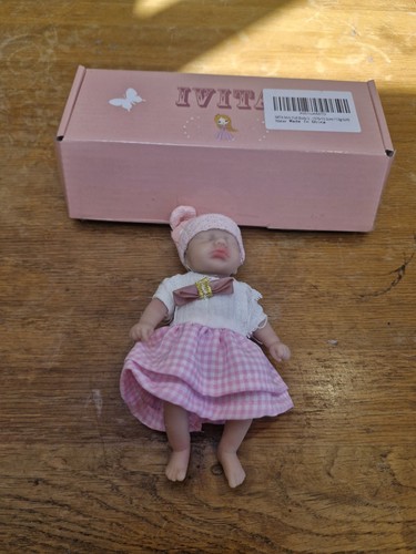 Ivita mini bambola - mini, completa