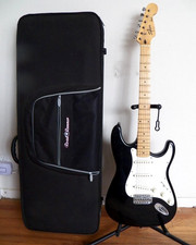 Chitarra elettrica Squier by