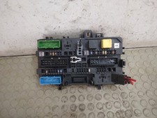 24007 Centralina porta fusibili Opel Astra H sw dal 2004 al 2011 cod 13206762