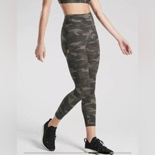 Athleta ultimate verde oliva mimetico 7/8 leggings stretti allenamento caviglia tasca scorta S