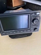 STEREO AUTORADIO AUDI - NAVIGATION PLUS -