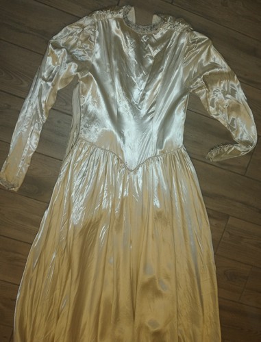 Antico abito sposa raso - in,