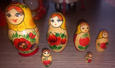 Matrioska Vintage Russa Anni ’70 – 6 pezzi dipinti a mano – da collezione