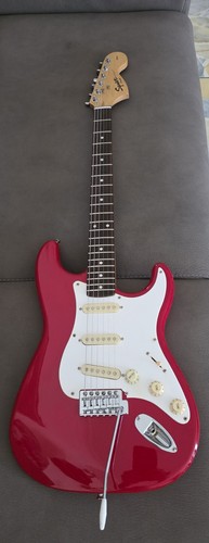 Squier strat fender affinity - squier,