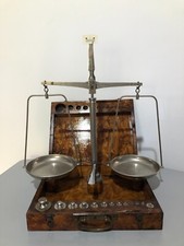 ANTICA BILANCIA CON PIATTI 