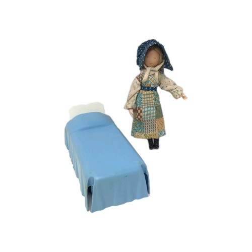 Bambola holly hobbie con - holly, letto