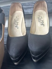 scarpe con tacco numero 40 , usate senza marca , di vari colori 