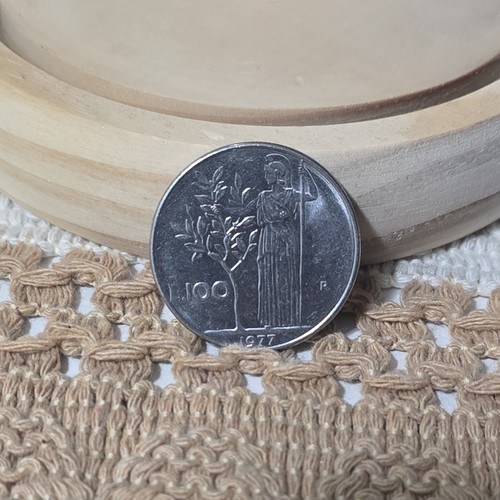 Rare 100 lire coin - 100, italy