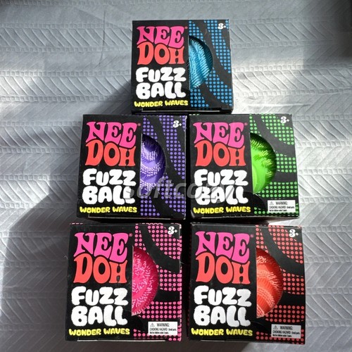 Fuzz ball wonder waves - ball,