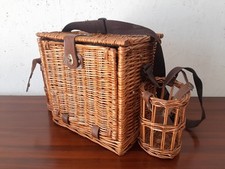 SET DA PIC-NIC CON CESTA DI VIMINI FODERATA ALL'INTERNO DEGLI ANNI 60-70