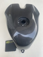 Serbatoio carbonio ducati 748