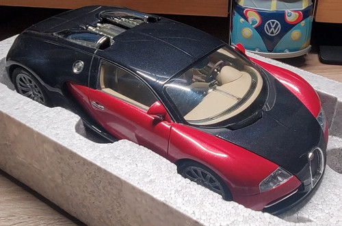 Autoart bugatti veyron - autoart,