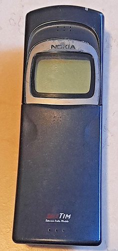 Nokia 8110i