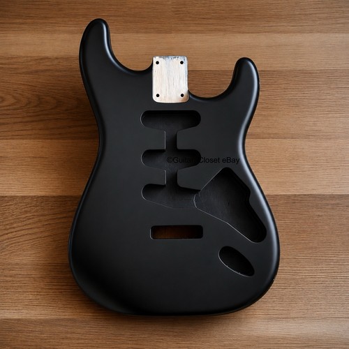 Nuovo strat body - nuovo,