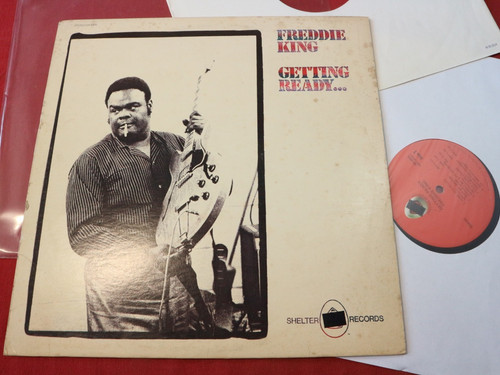 Freddie king getting ready - freddie,