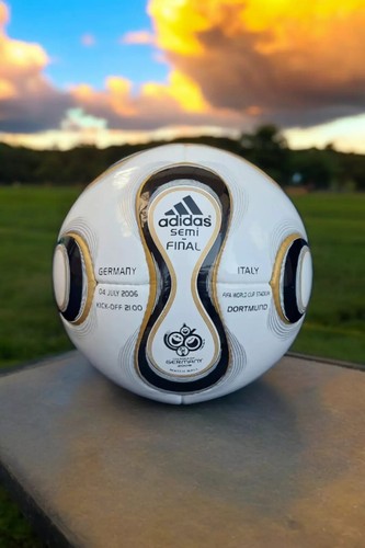 Adidas teamgeist calcio fifa - adidas,