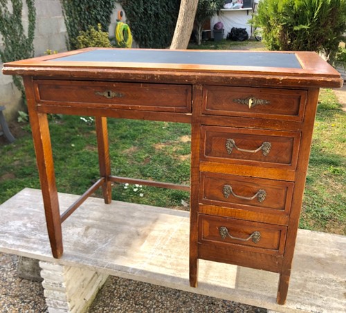 Scrivania antiquariato