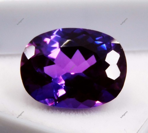 Cuscino viola tanzanite