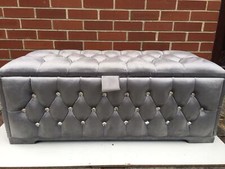 Poggiapiedi in peluche