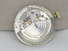 OROLOGIO DA POLSO VINTAGE UOMO IWC INTERNATIONAL AUTOMATICO MOVIMENTO E QUADRANTE, FUNZIONANTE!