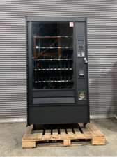 Distributore automatico snack