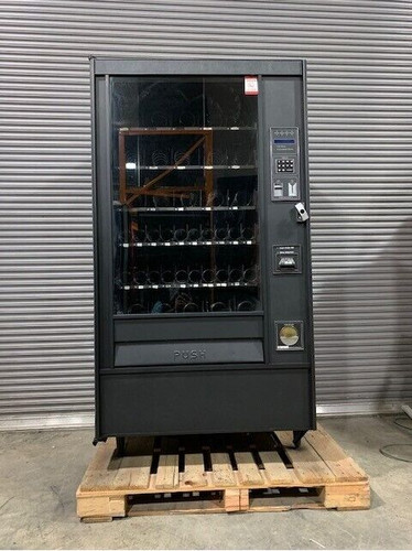 Distributore automatico snack