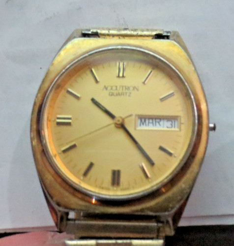Bulova accutron 1988 day - bulova,