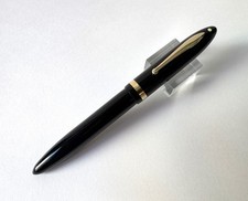 SHEAFFER BALANCE BLACK RESIN, FORT MADISON IOWA, NIB GOLD F, MADE IN USA