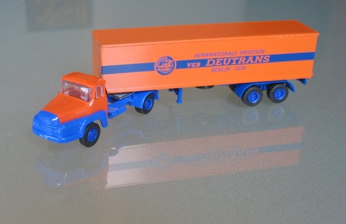 Unic izoard - █►,
