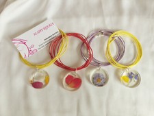 Collana tonda pendente resina