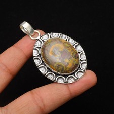 Ciondolo gioiello fatto a mano