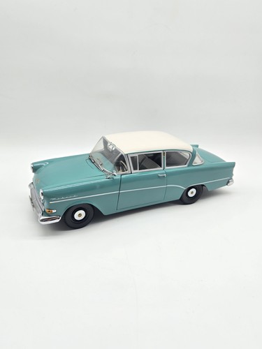 Minichamps opel rekord p1 - 1:18,