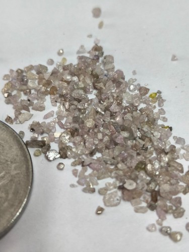 Diamante grezzo rosa - , naturale