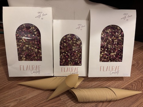 Flower confetti with cups - with, for