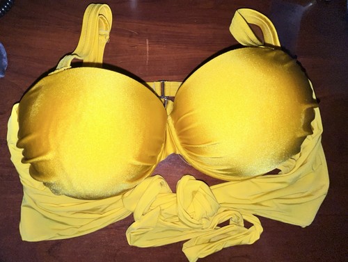 Top bikini con ferretto