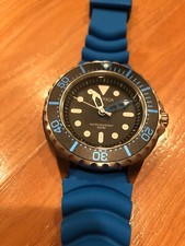 Used Nautica A18631G Water