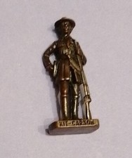 C6 - Kinder Soldatino Metallo Soldato Bronzo Kit Carson Scame
