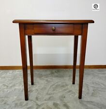 TAVOLINO RETTANGOLARE IN LEGNO DI NOCE CON  CASSETTO