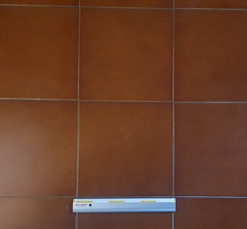 O piastrelle ceramiche - e, c