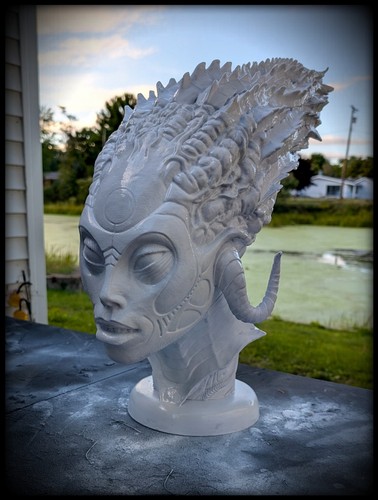 Specie sil alien - sil, busto