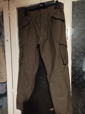 Pantalone  Verde Militare  Esercito uso Caccia, Lavoro. Misura 48. Usato.