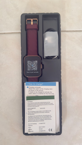 Smartwatch bordeaux moderno