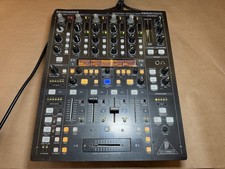 Behringer DDM4000 4 Channel DJ
